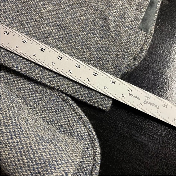 Vintage Harris Tweed Sport Coat 39 Blue Herringbone Blazer Two Button Vented - Picture 16 of 16